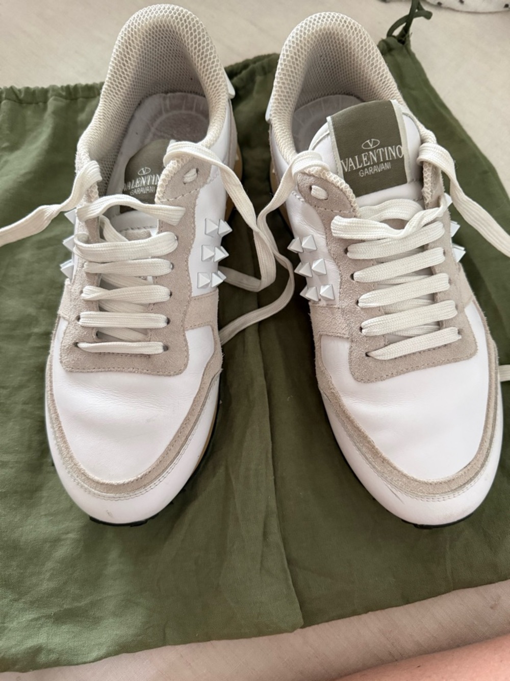 Valentino Garavani Leather White Rockrunner Sneakers Size 39 - Picture 4 of 8